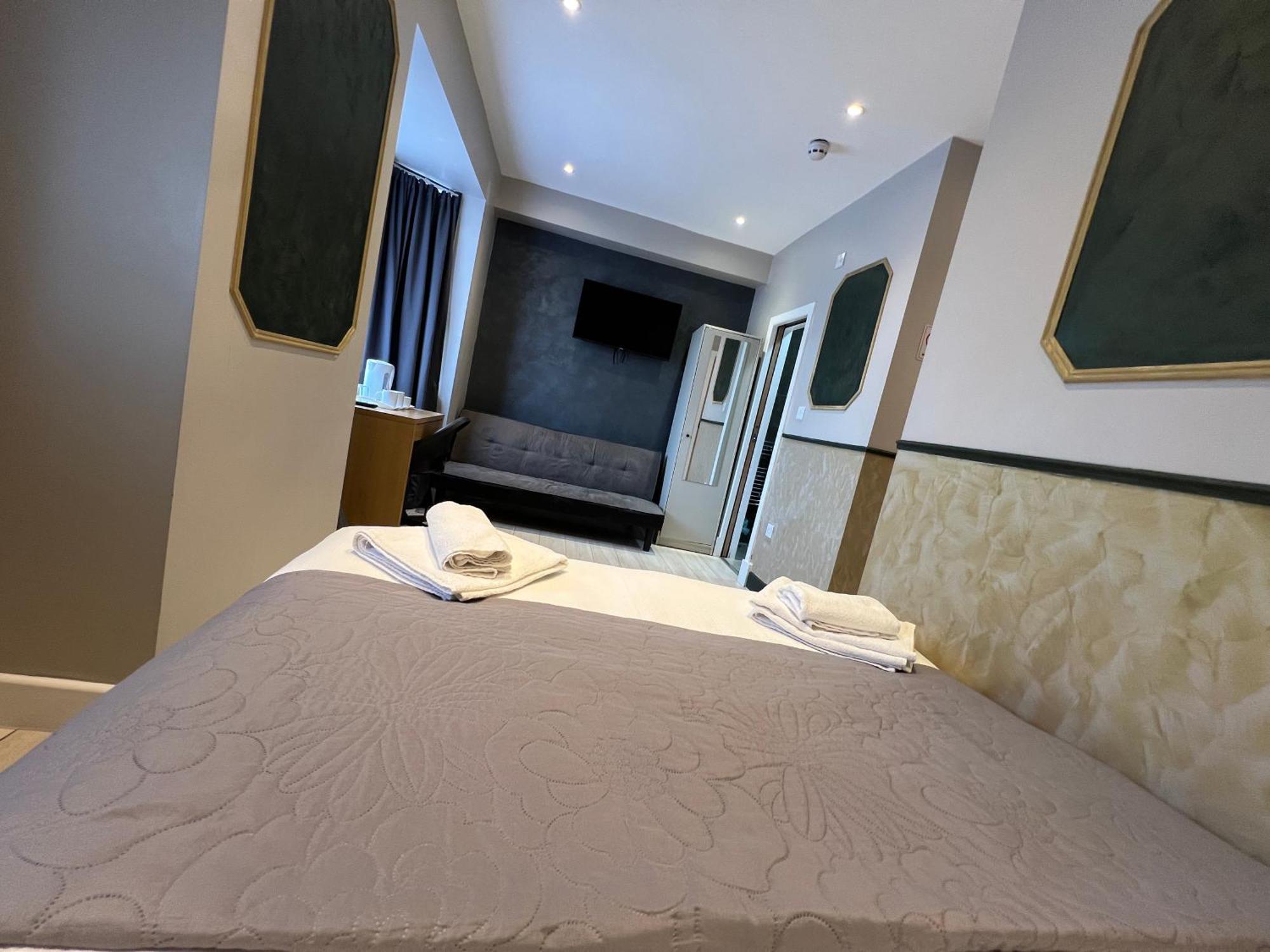 Paragraph Edmonton Palmers Green Dış mekan fotoğraf