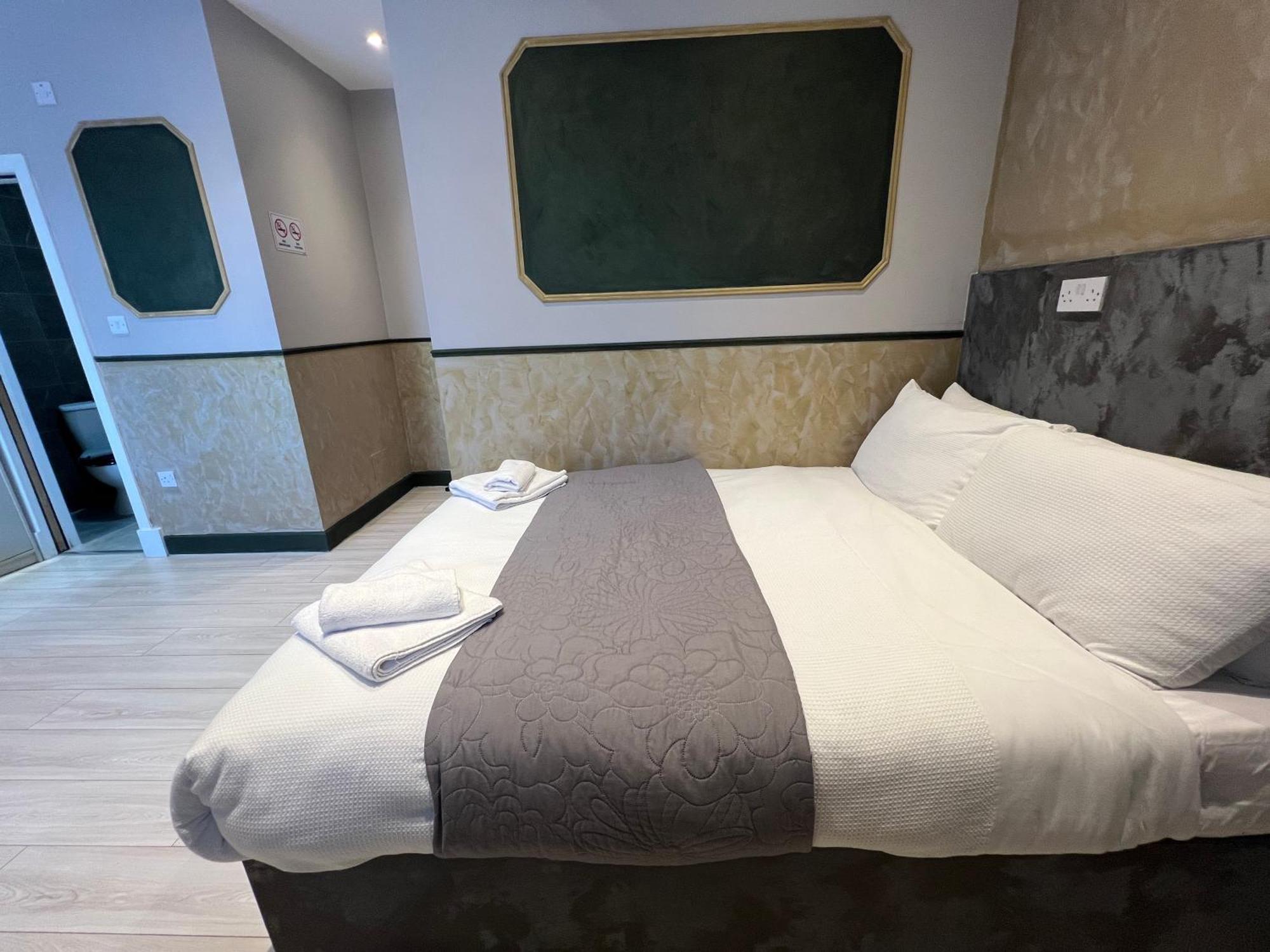 Paragraph Edmonton Palmers Green Dış mekan fotoğraf